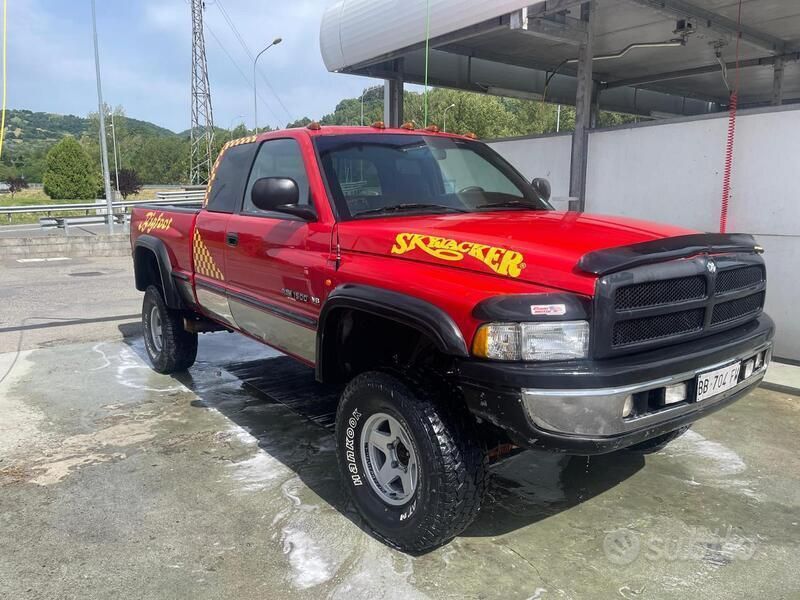 Rosso Usata 1998 Dodge Ram Pick-up | 13.500 € - Immagine 1/4