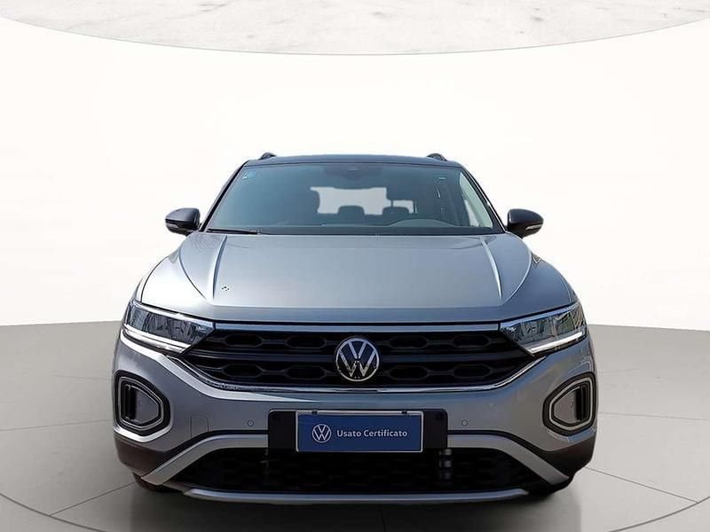 Usata VW T-Roc Life 110 CV (80 kW) 2023 Pyrit silver metallizzato nero SUV