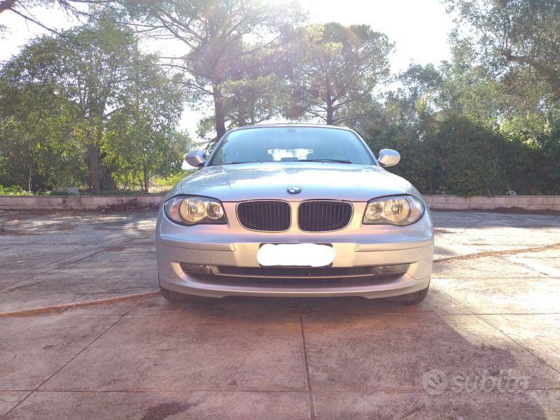 Usata BMW 116 116 CV (85 kW) 2010 Grigio Utilitaria