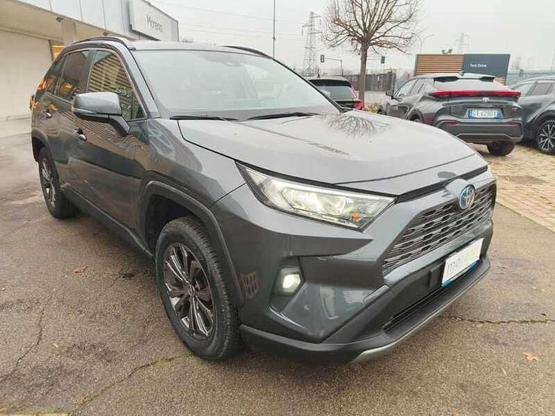 Usata Toyota RAV4 Hybrid 218 CV (160 kW) 2022 Grigio SUV