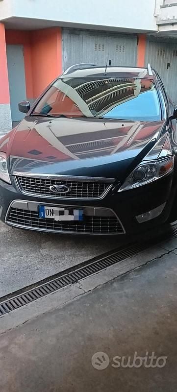 Grigio Usata 2008 Ford Mondeo Titanium Station wagon | 2800 € (Buon prezzo) - Immagine 1/4