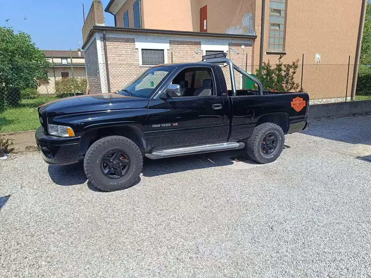 Usata Dodge Ram 1995 Nero Pick-up