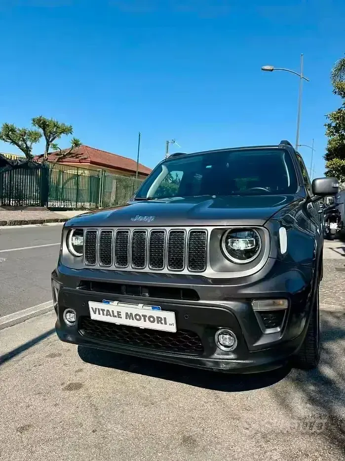 Usata Jeep Renegade 150 CV (110 kW) 2020 Grigio SUV