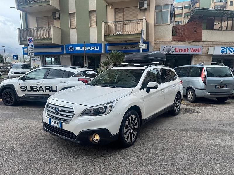 Usata Subaru Outback 149 CV (109 kW) 2018 Bianco Station wagon