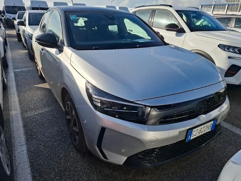 Usata Opel Corsa 101 CV (74 kW) 2025 Argento Utilitaria
