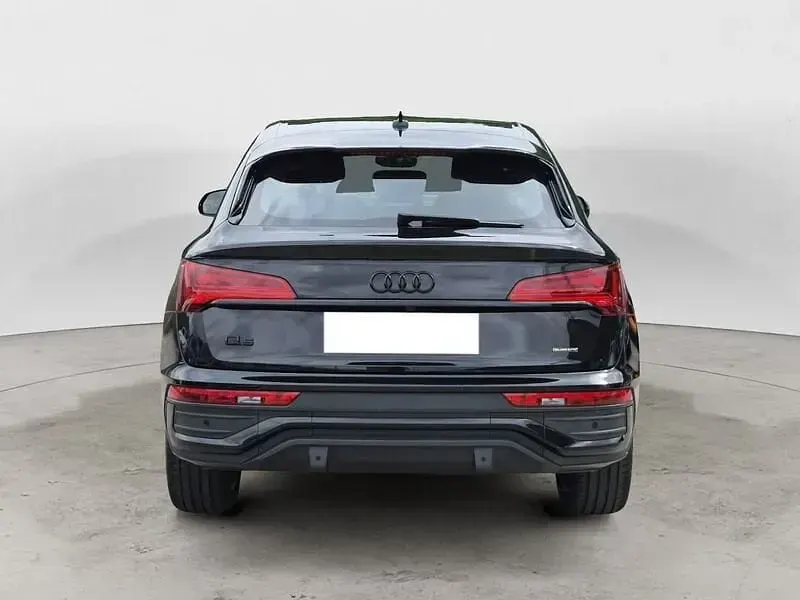 Usata Audi Q5 Sportback S-line plus 204 CV (150 kW) 2022 Nero SUV