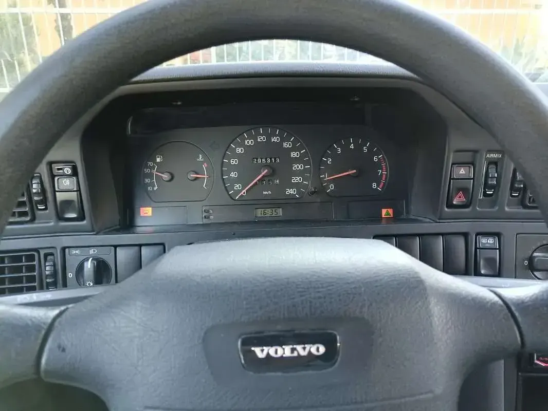 Usata Volvo 850 126 CV (92 kW) 1994 Bianco Station wagon