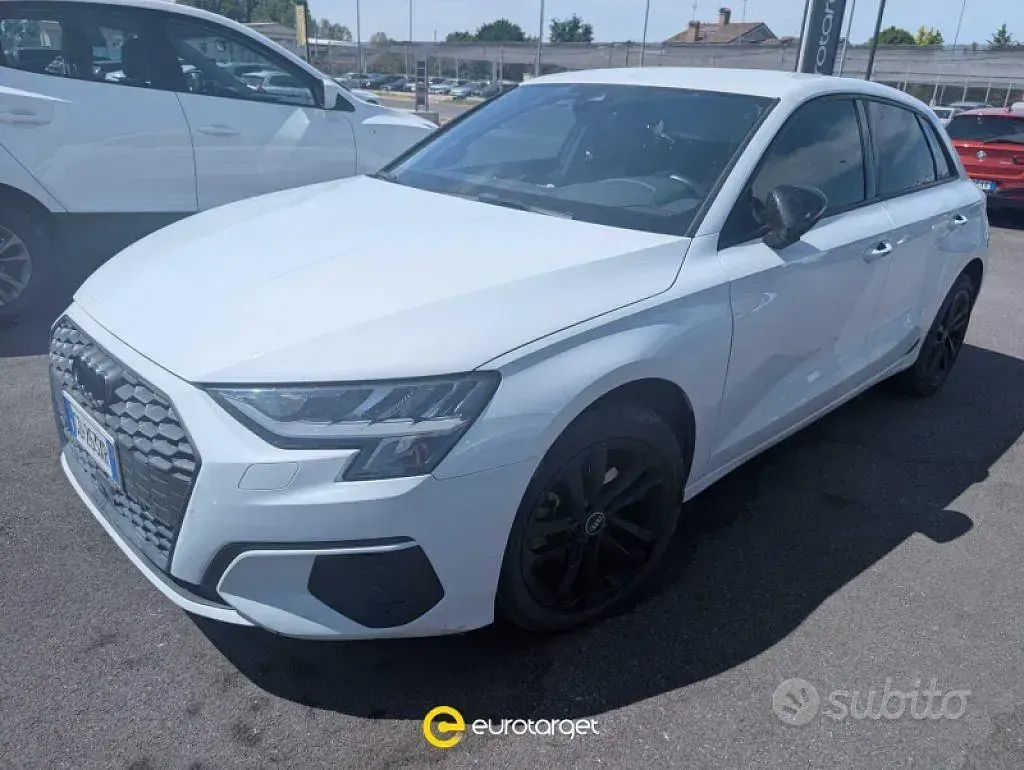 Usata Audi A3 Advanced 116 CV (85 kW) 2021 Bianco Berlina