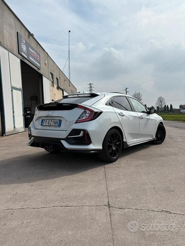 Usata Honda Civic Sport Plus 182 CV (133 kW) 2019 Bianco Berlina