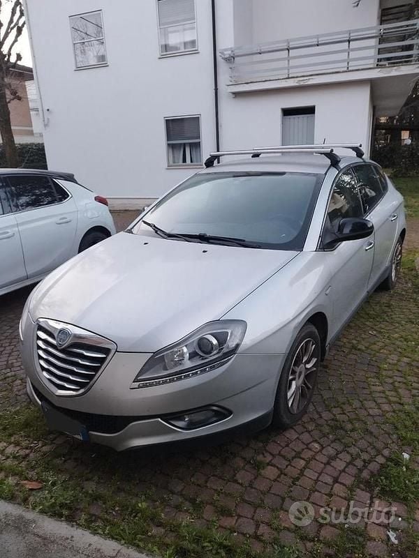 Usata Lancia Delta 2012 Grigio Utilitaria