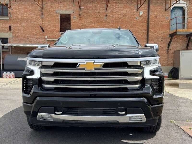 Nuova Chevrolet Silverado 420 CV (308 kW) 2025 Nero SUV