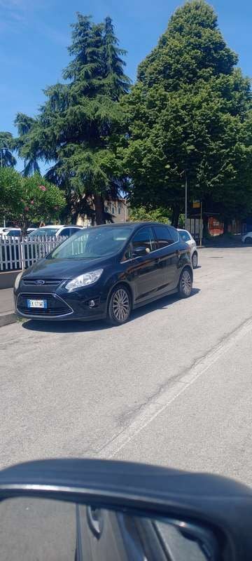 Usata 2012 Ford C-MAX Titanium Monovolume | 2000 € (Super prezzo) - Immagine 1/4