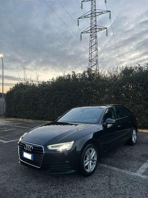 Usado Audi A4 Ambiente 122 CV (89 kW) 2018 Familiar