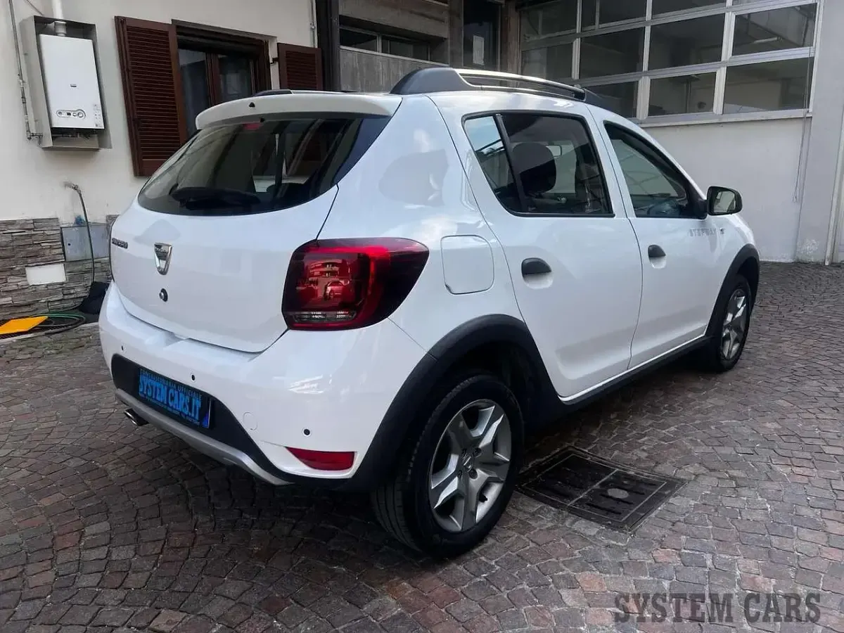 Usata Dacia Sandero Stepway 90 CV (66 kW) 2019 Bianco Berlina