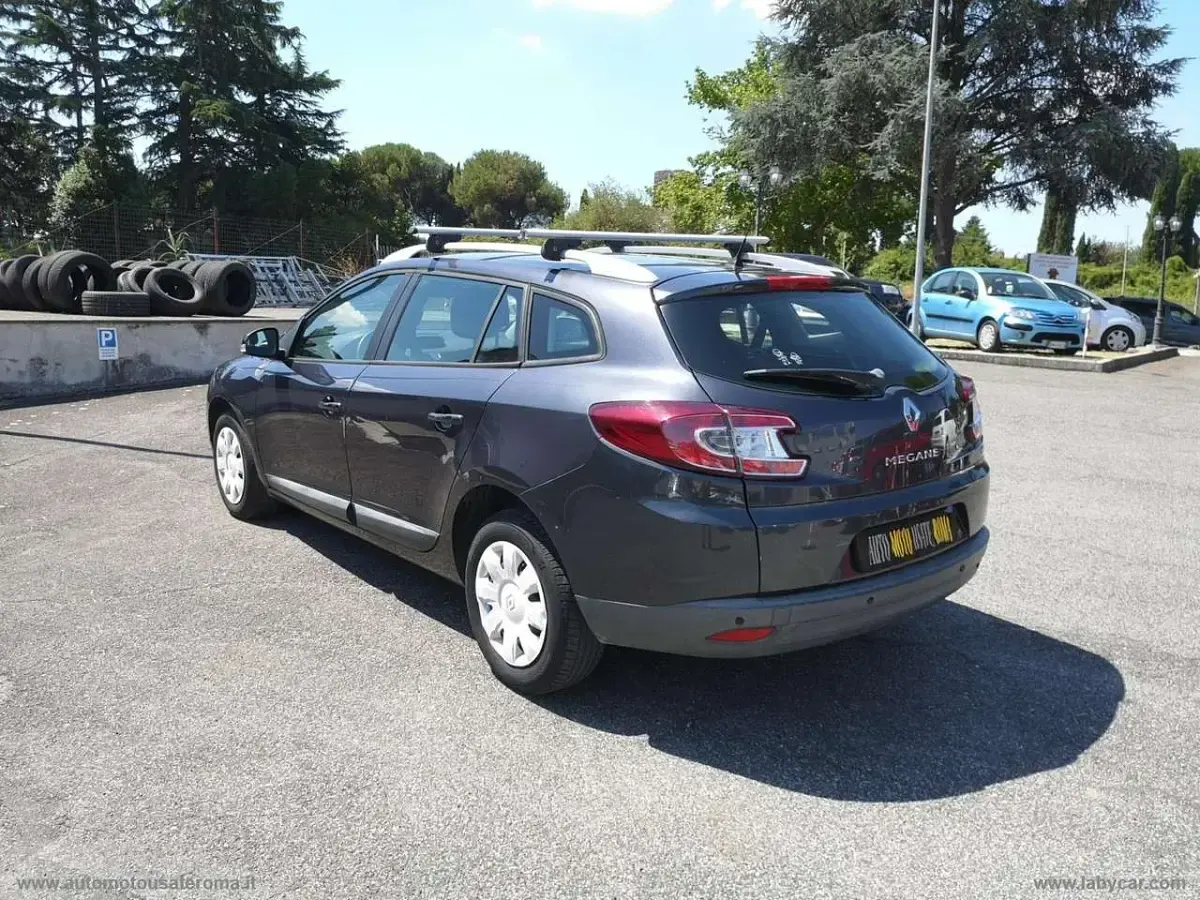 Usata Renault Mégane GrandTour 110 CV (80 kW) 2013 Grigio Station wagon