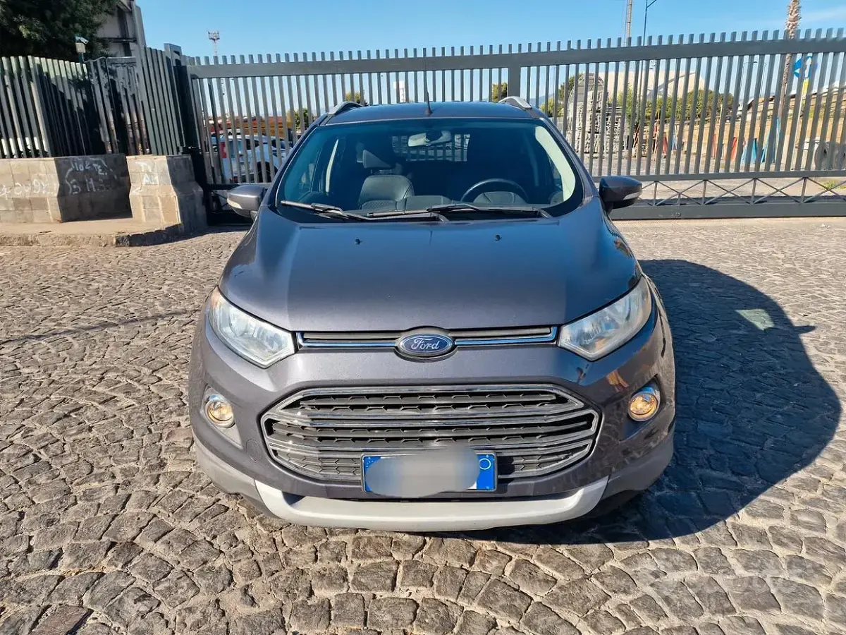 Usata Ford Ecosport Titanium 95 CV (69 kW) 2016 Grigio SUV