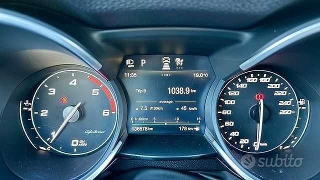 Usata Alfa Romeo Stelvio Tech Edition 190 CV (139 kW) 2019 Rosso SUV