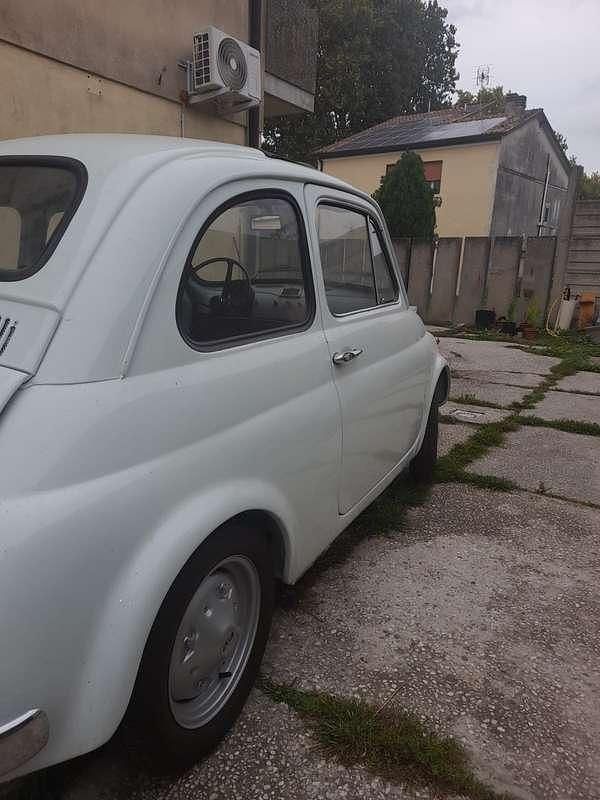 Usata Fiat Cinquecento 1975 Utilitaria