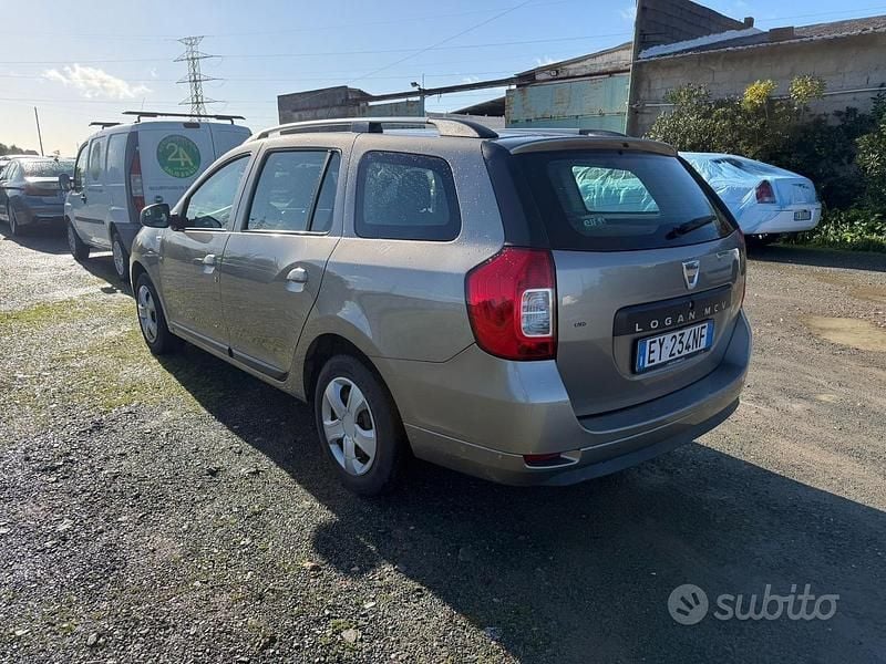 Usata Dacia Logan MCV 75 CV (55 kW) 2015 Grigio Station wagon