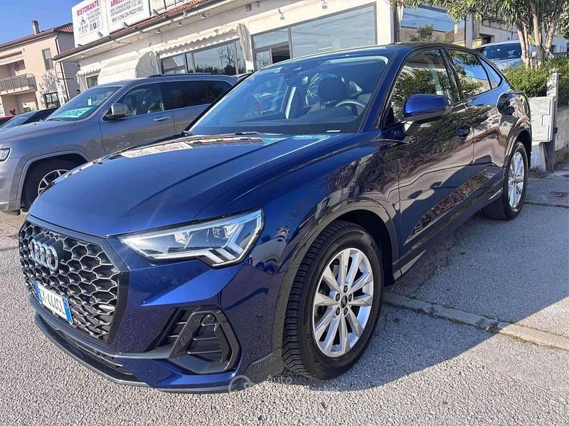 Usata Audi Q3 Sportback Business Plus 150 CV (110 kW) 2025 Blu/azzurro SUV