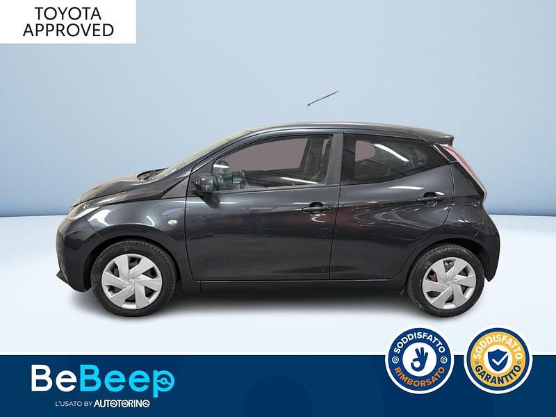 Usata Toyota Aygo Cool 69 CV (50 kW) 2015 Argento metallizzato Utilitaria