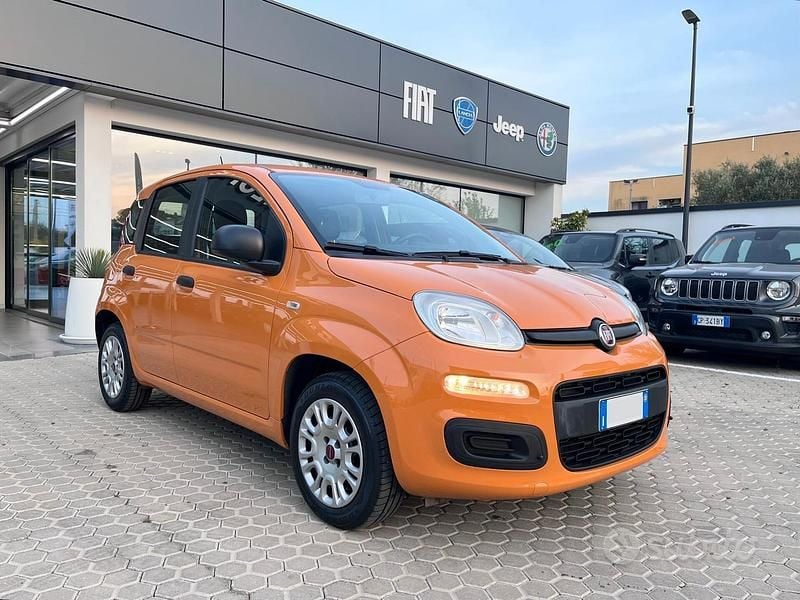 Usata Fiat Panda Easy 69 CV (50 kW) 2020 Arancione Utilitaria