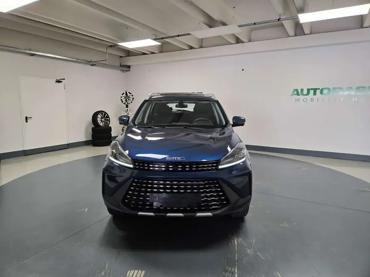 Nuova EMC SEI 147 CV (108 kW) 2026 New blue SUV