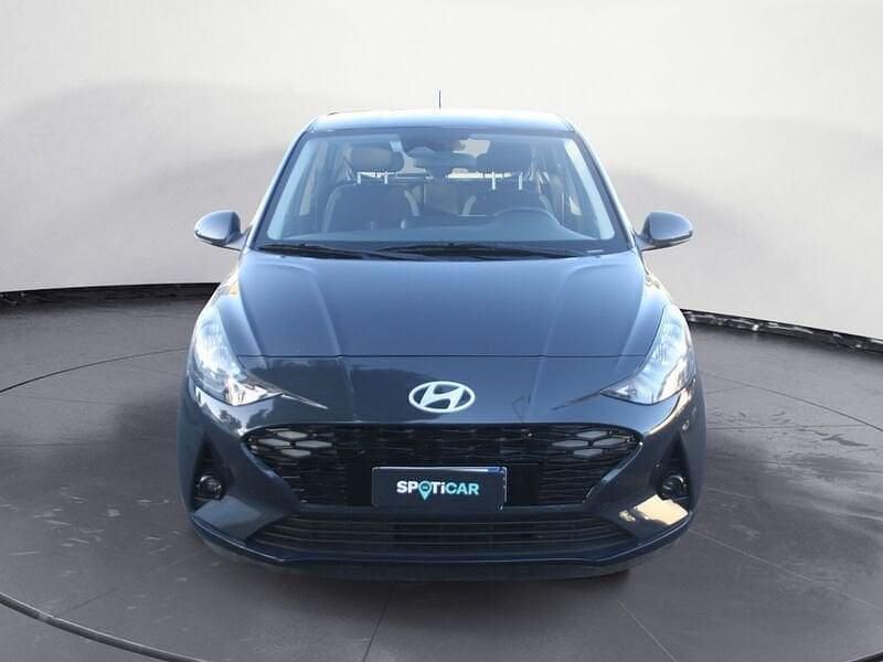 Usata Hyundai i10 66 CV (48 kW) 2024 Grigio Utilitaria