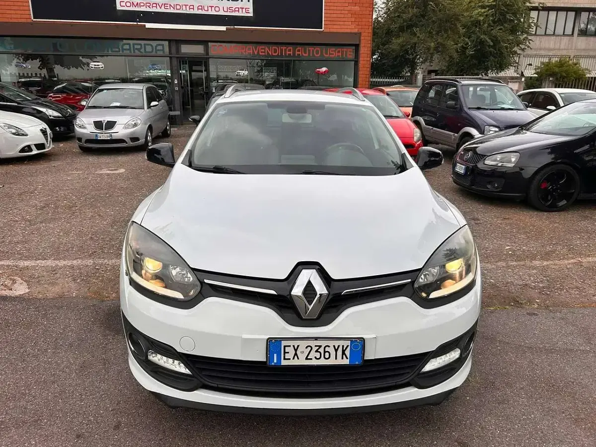 Usata Renault Mégane GrandTour LIMITED 110 CV (80 kW) 2014 Bianco Station wagon