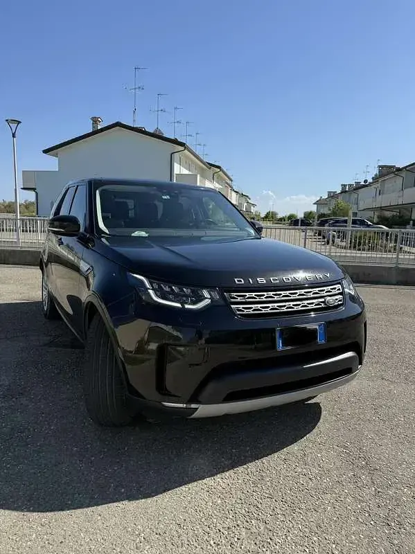 Second-hand Land Rover Discovery 5 HSE Luxury 241 CP (177 kW) 2020 Negru SUV