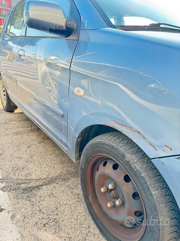 Usata Kia Picanto 65 CV (47 kW) 2005 Utilitaria