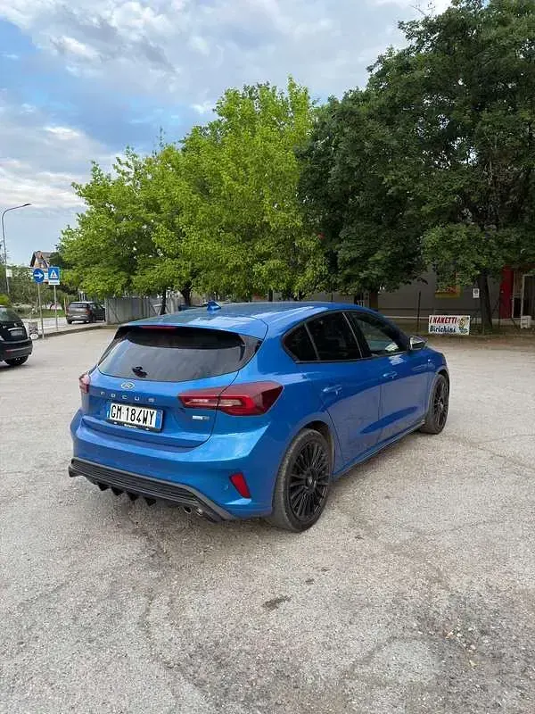 Begagnad Ford Focus ST-Line 125 HK (91 kW) 2023 Sedan