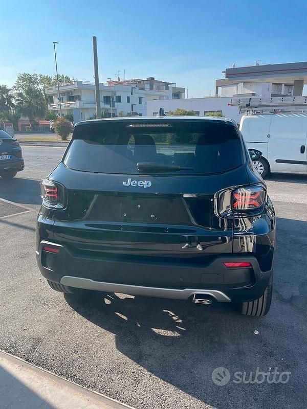 Nuova Jeep Avenger Summit 101 CV (74 kW) 2025 Nero SUV