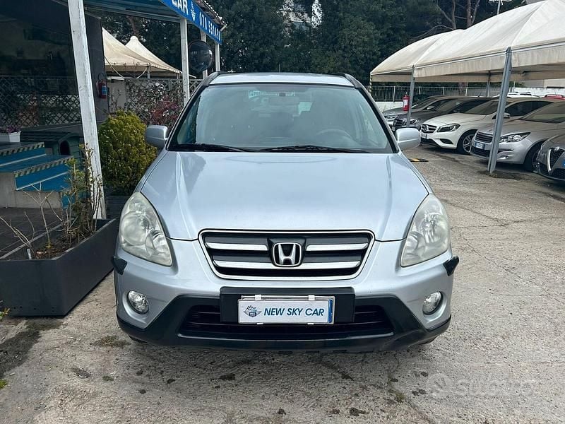 Usata Honda CR-V LS 140 CV (102 kW) 2006 Grigio SUV