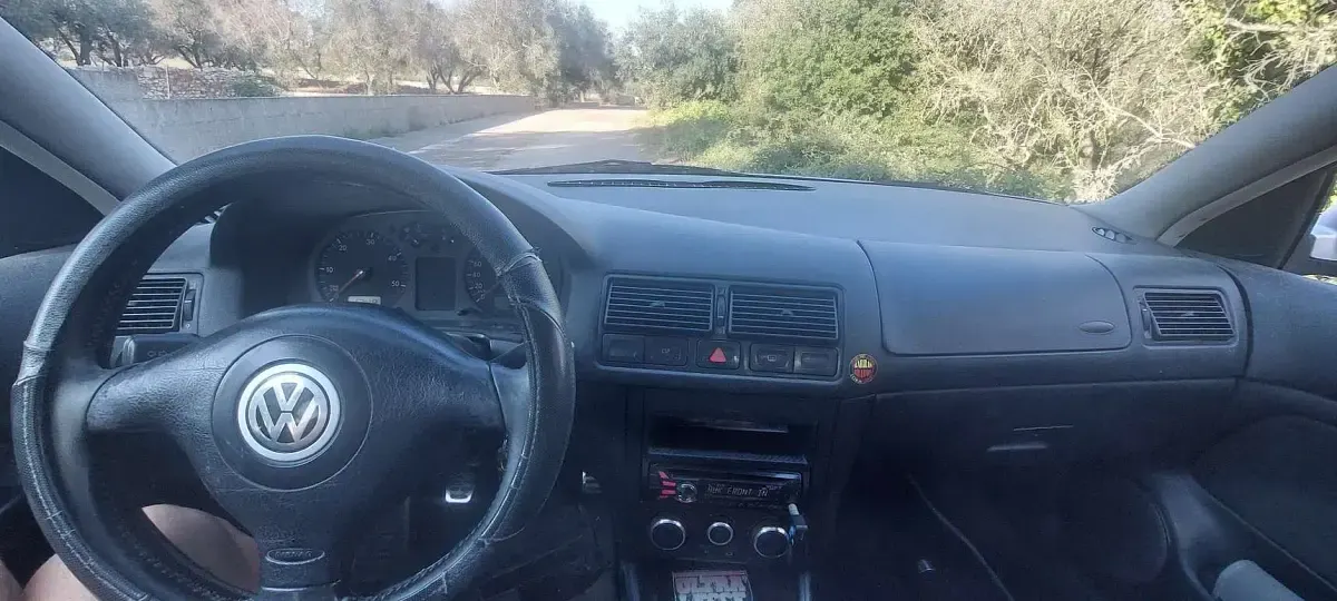 Usata VW Golf IV 116 CV (85 kW) 2001 Grigio Berlina