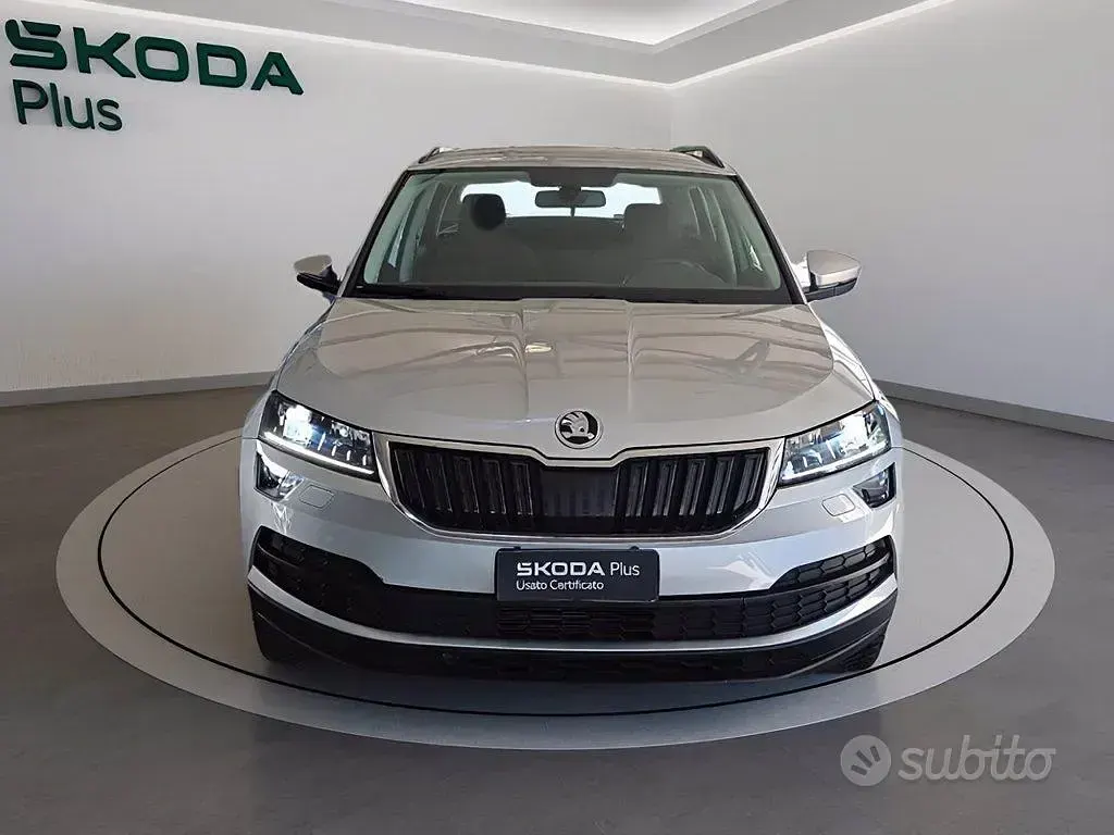 Usata Skoda Karoq Executive 116 CV (85 kW) 2021 Grigio SUV