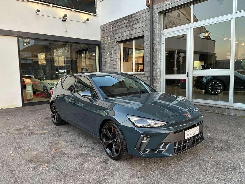 Usata Cupra Leon 150 CV (110 kW) 2024 Grigio Berlina