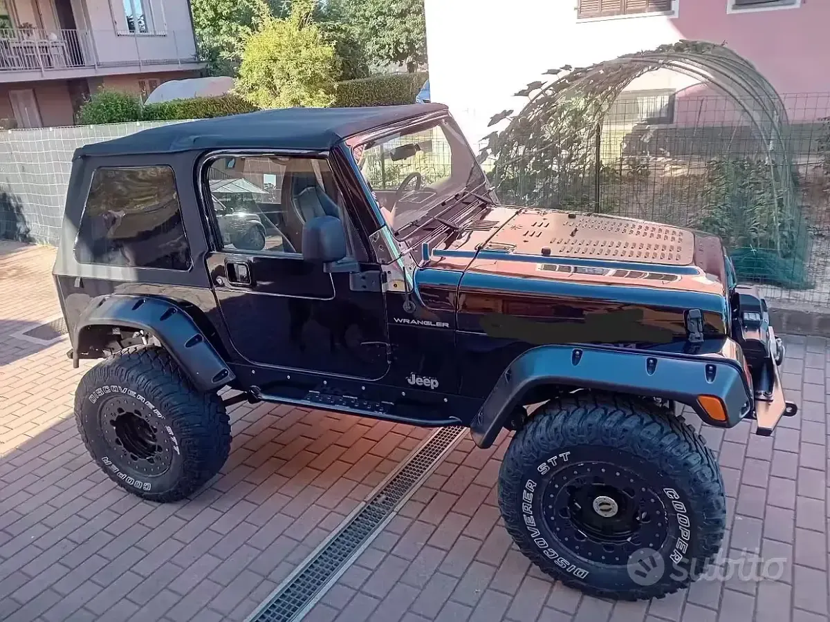 Usata Jeep Wrangler 200 CV (147 kW) 1999 SUV