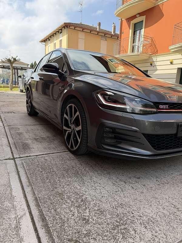 Usata VW Golf VIII GTI 245 CV (180 kW) 2020 Berlina