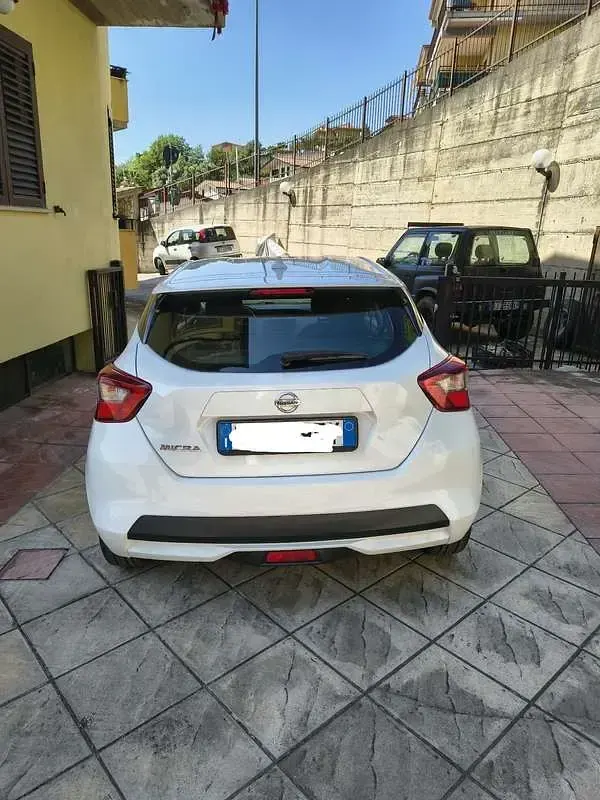 Usata Nissan Micra Acenta 90 CV (66 kW) 2018 Bianco Utilitaria