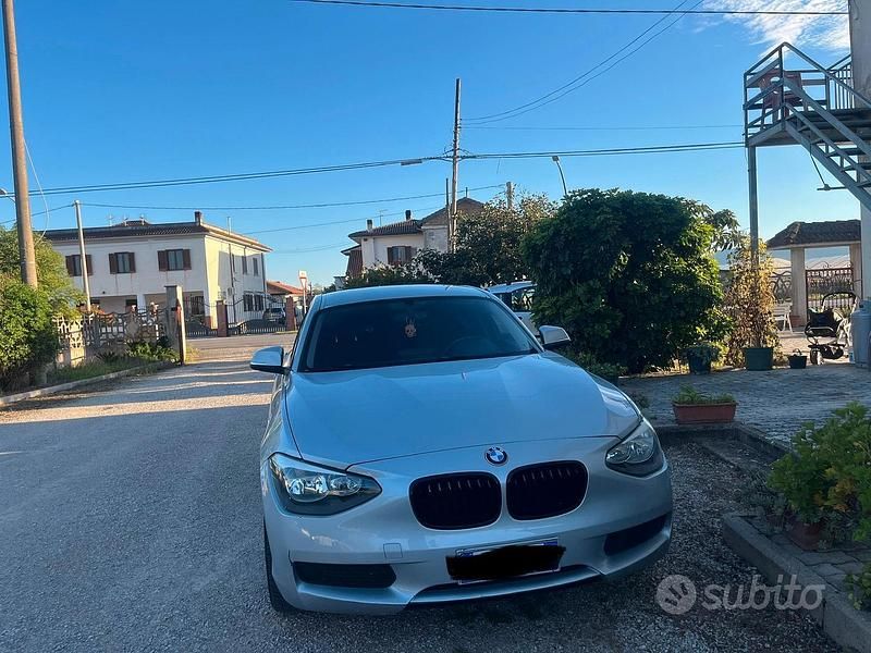 Usata BMW 114 M Sport 102 CV (75 kW) 2013 Grigio Utilitaria