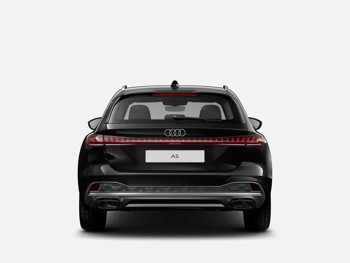 Nuova Audi A5 Advanced 150 CV (110 kW) 2026 Nero mythos metallizzato Station wagon
