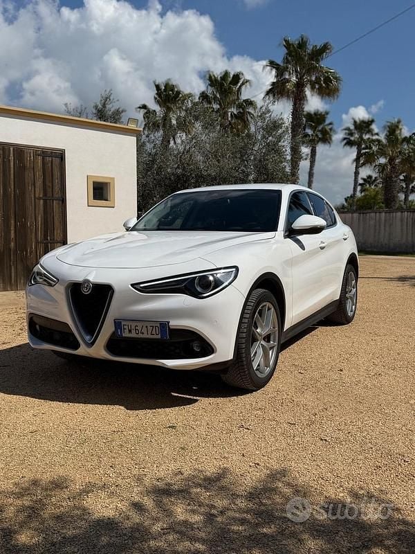 Usata Alfa Romeo Stelvio 190 CV (139 kW) 2019 Bianco SUV