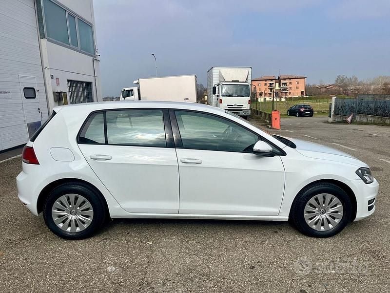 Usata VW Golf VII 90 CV (66 kW) 2015 Bianco Berlina