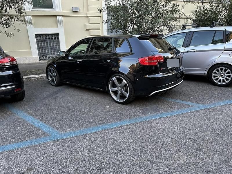 Usata Audi RS3 340 CV (250 kW) 2012 Nero Berlina