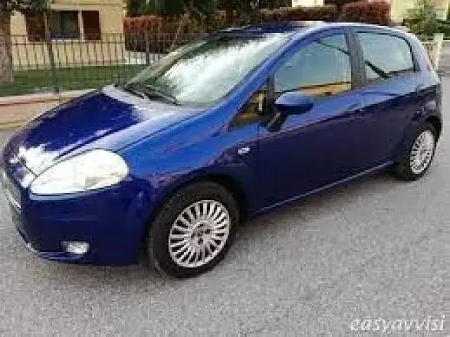 Begagnad Fiat Grande Punto 75 HK (55 kW) 2008 Halvkombi