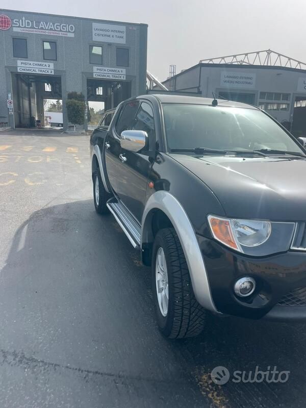 Usata Mitsubishi L200 2006 Nero Pick-up