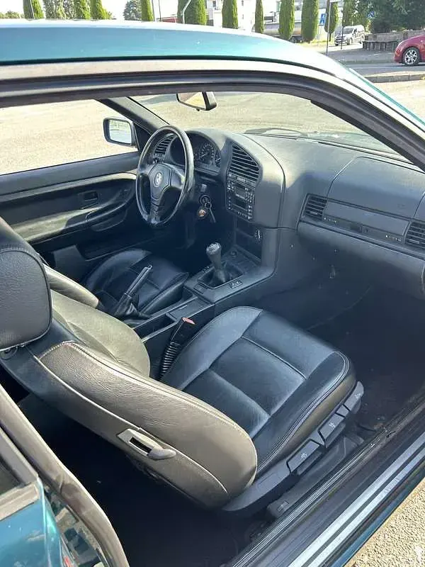 Usata BMW 318 140 CV (102 kW) 1997 Coupé