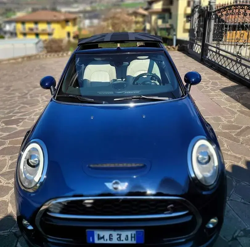 Usata Mini Cooper SD Cabriolet Hype 170 CV (125 kW) 2018 Cabrio