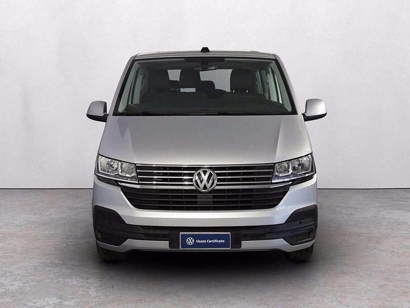 Usata VW Caravelle Comfortline 150 CV (110 kW) 2023 Argento reflex metallizzato Furgone